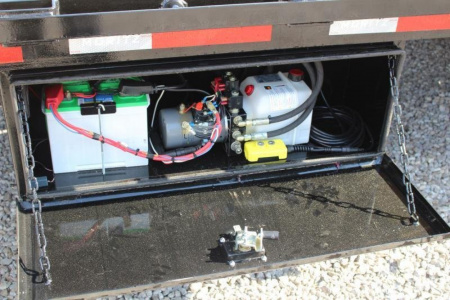 New 2026 Moritz FDGH Hydraulic Tail 32' GOOSENECK Deckover Flatbed Trailer- 25900# GVW