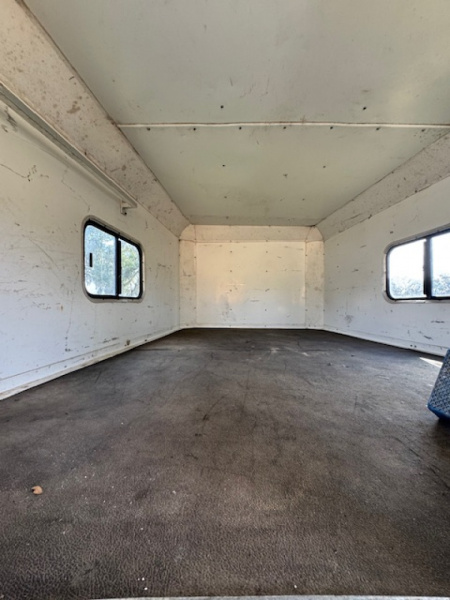 Used 2002 Horton 2002 Horton 16' 2+1 GN Horse Trailer Horse Trailer