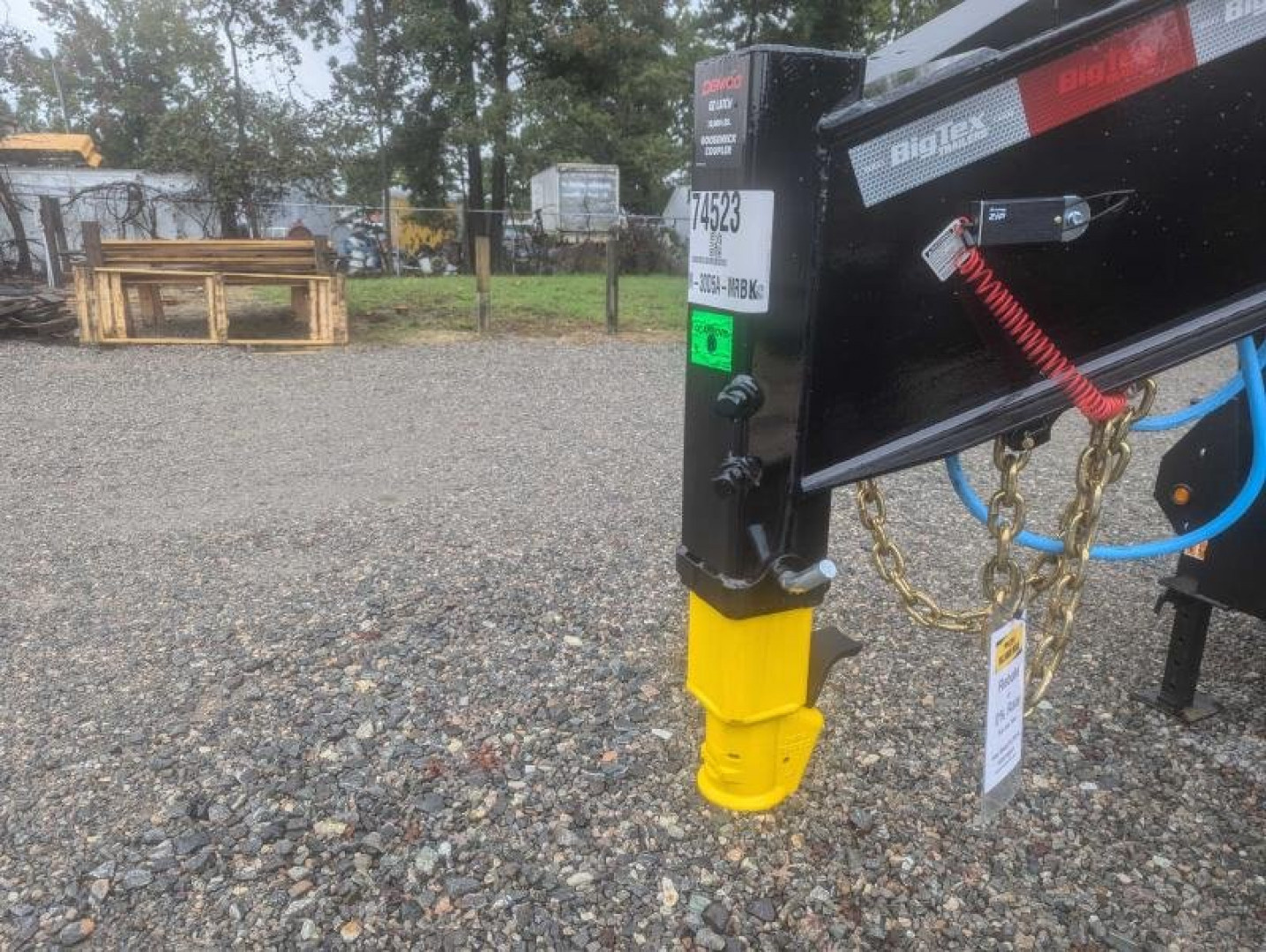 New 2026 Big Tex Trailers 25+5 14GN Single Wheel Tandem Gooseneck w/ Mega Ramps 15900 GVWR Flatbed Trailer