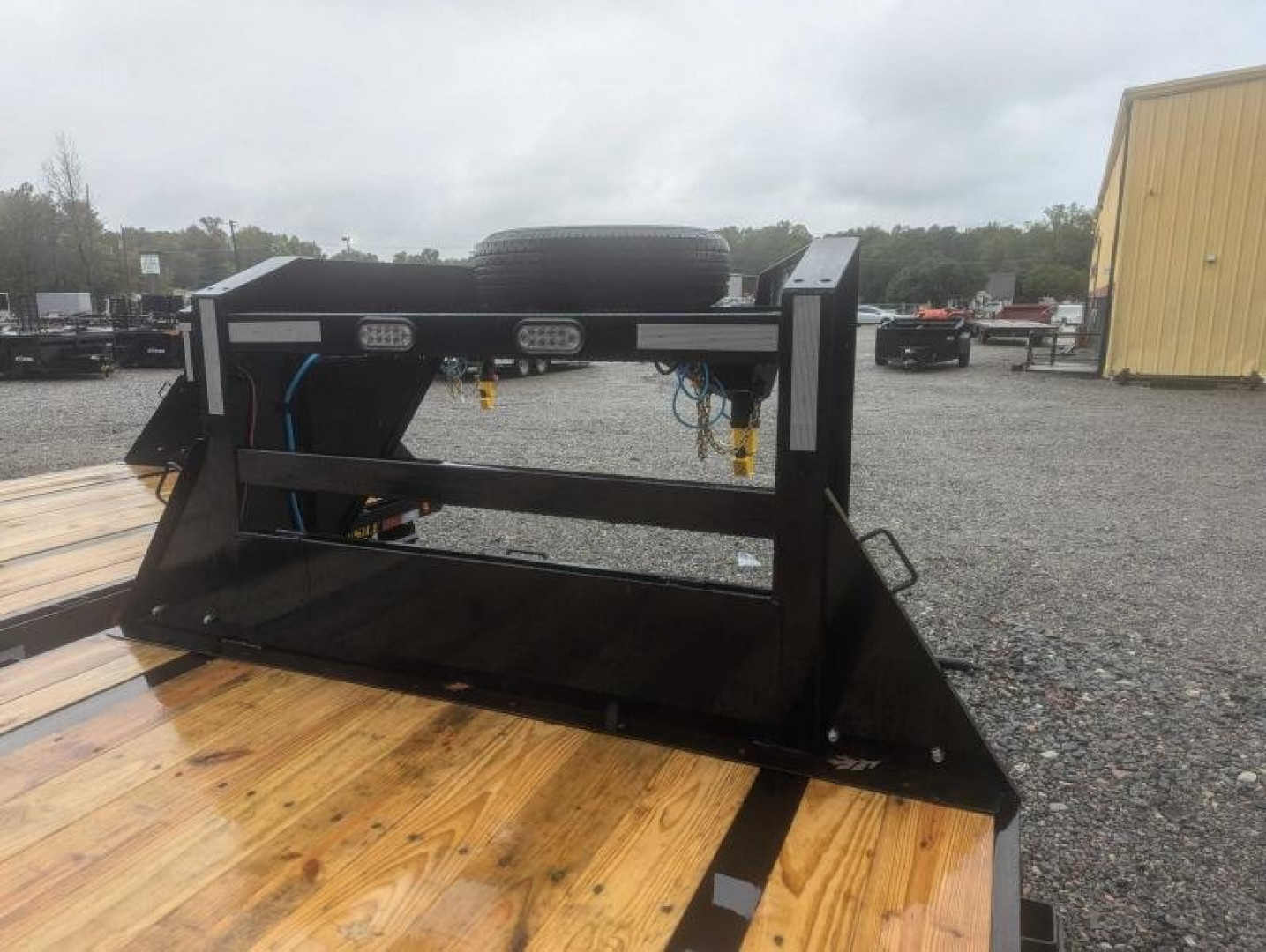 New 2026 Big Tex Trailers 25+5 14GN Single Wheel Tandem Gooseneck w/ Mega Ramps 15900 GVWR Flatbed Trailer