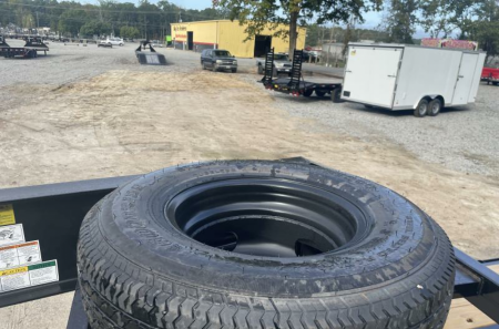 New 2026 Big Tex 35+5 16GN Super Duty Single Wheel Tandem w/ Mega Ramps 17500 GVWR Flatbed Trailer