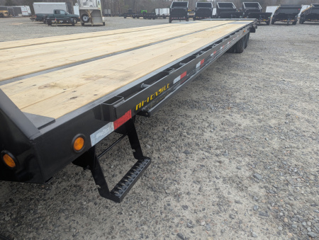 New 2026 Big Tex Trailers 35+5 25GN Heavy Duty Tandem Dual Wheel Gooseneck w/ Mega Ramps 25900 GVWR Flatbed Trailer