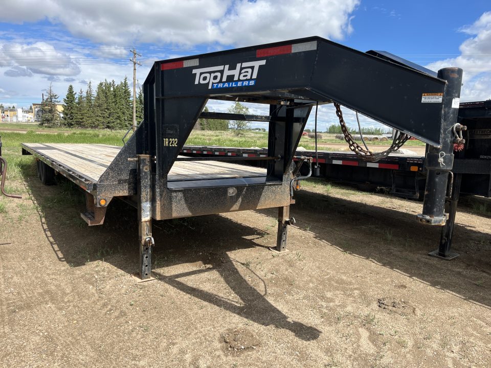 Used 2023 Top Hat Trailers 34' STRAIGHT DECK Flatbed Trailer