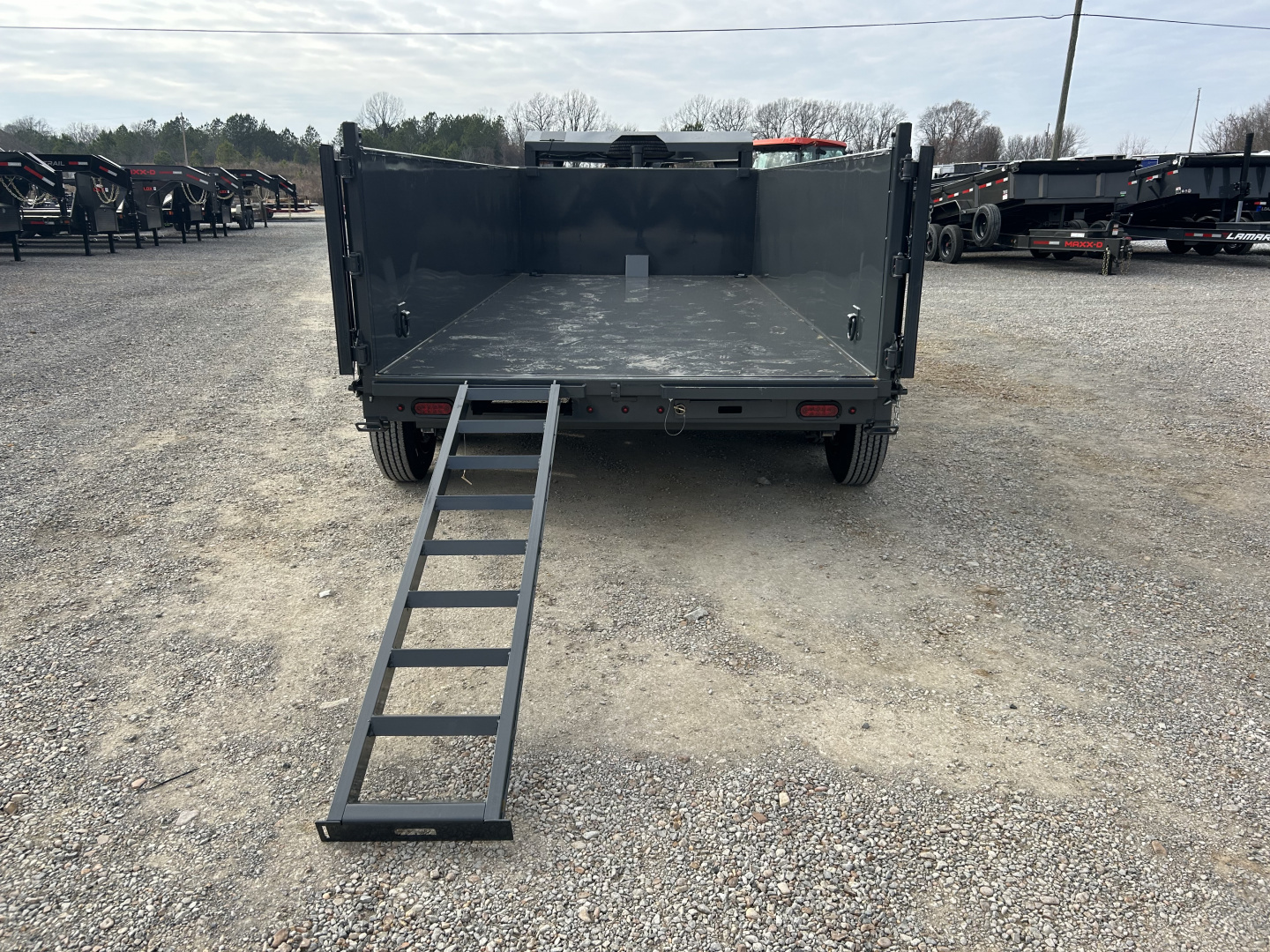 New 2026 Lamar Dump Trailer | 83" x 16' | 21K GVWR