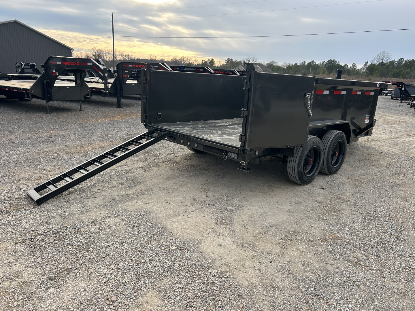 New 2026 MAXXD Dump Trailer | 14' x 83" 17.5K GVWR