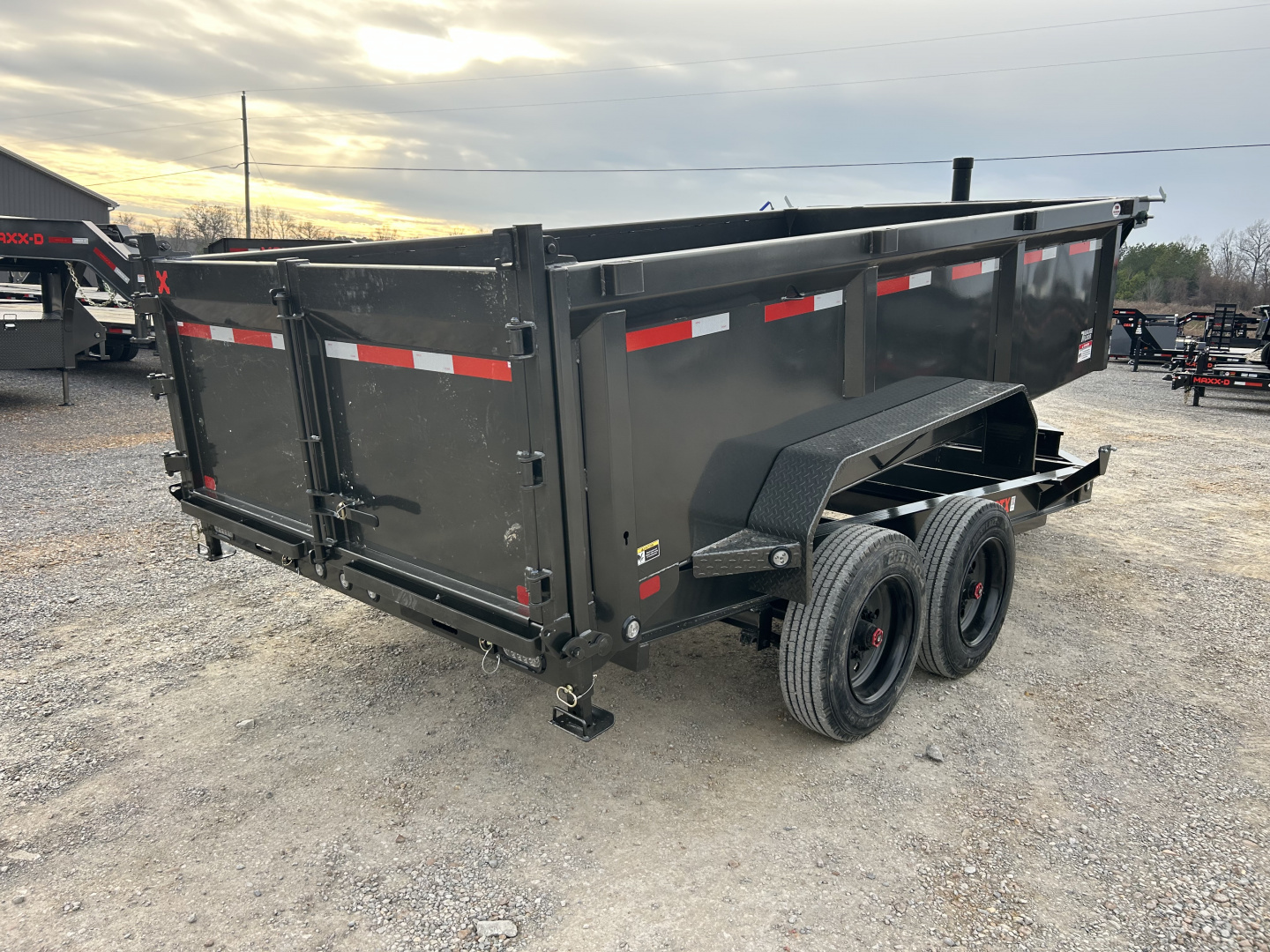 New 2026 MAXXD Dump Trailer | 14' x 83" 17.5K GVWR