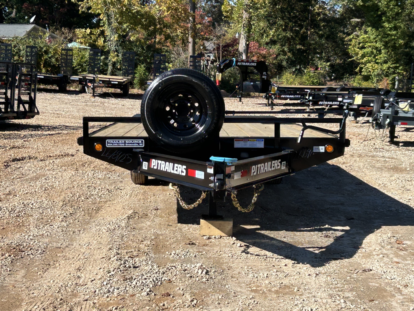 New 2026 PJ Trailers 7x22 TA 14k F8 Deckover Equipment Trailer