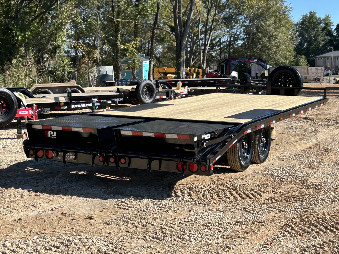 New 2026 PJ Trailers 7x22 TA 14k F8 Deckover Equipment Trailer
