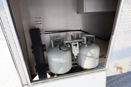 Used 2012 Bison Trailers 4 Place LQ Bunkbed Horse Trailer