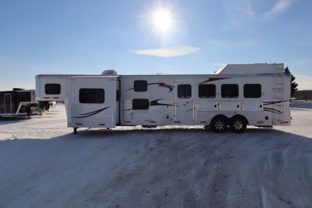 Used 2012 Bison Trailers 4 Place LQ Bunkbed Horse Trailer