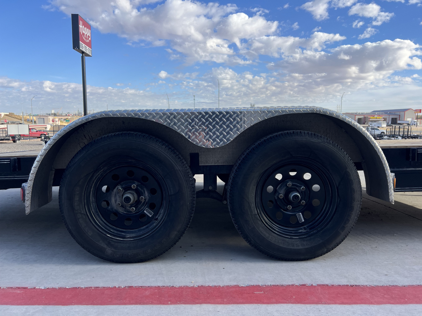 Used 2022 PJ 83"x18' Channel Car Hauler – C5