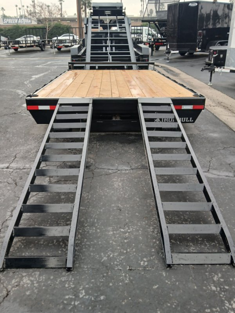 New 2026 Iron Bull RD Dump Bin