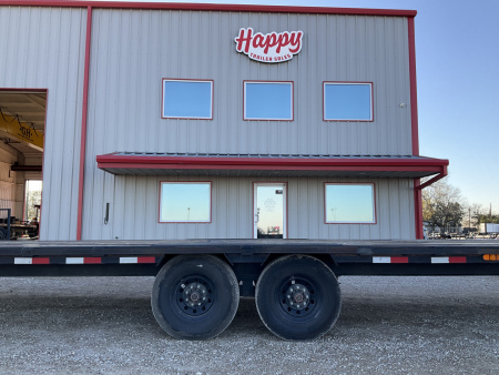 Used 2025 PJ 102"x40' GN Flatbed- LX