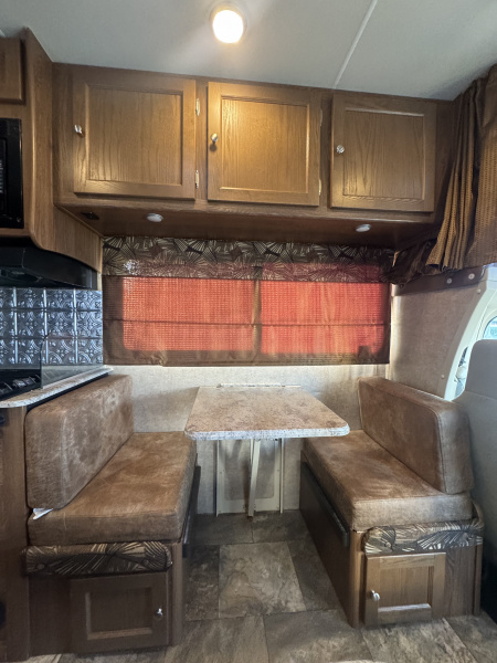 Used 2016 Coachmen Leprechaun Class C