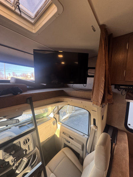 Used 2016 Coachmen Leprechaun Class C