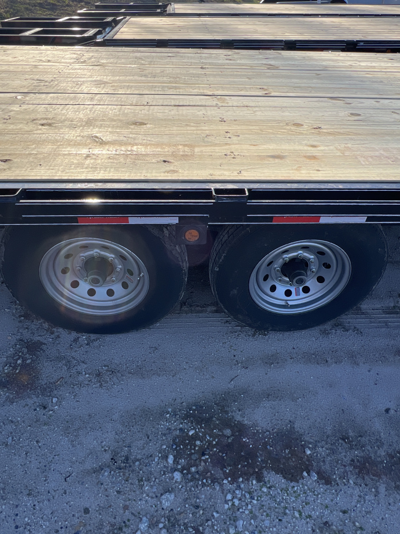 New 2026 Native Trailers 97X30 GN 14K Flatbed Trailer
