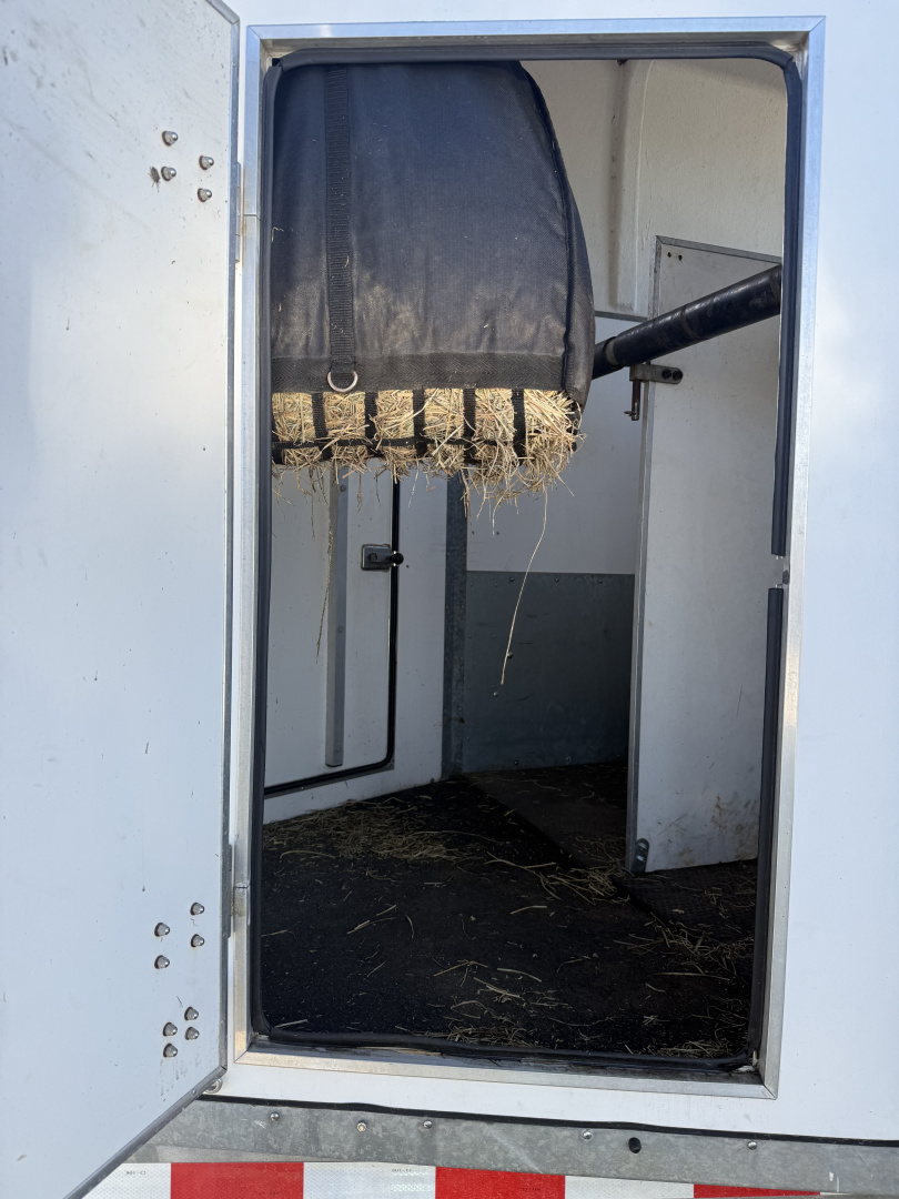 Used 1979 Brenderup 1 HORSE TRAILER Stock / Stock Combo Trailer