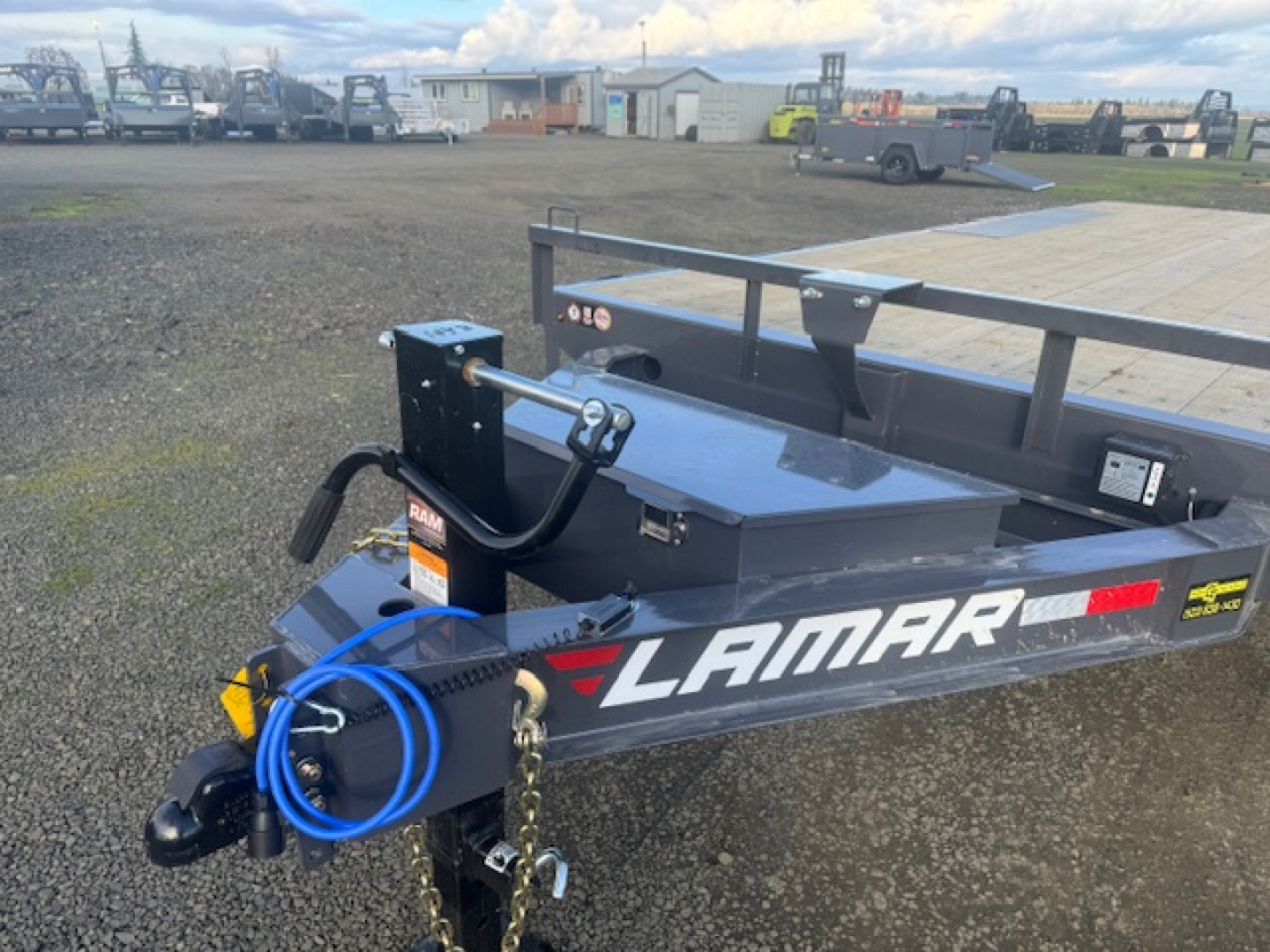 New 2026 LAMAR TRAILERS F8 102x20 14K Deckover Trailer