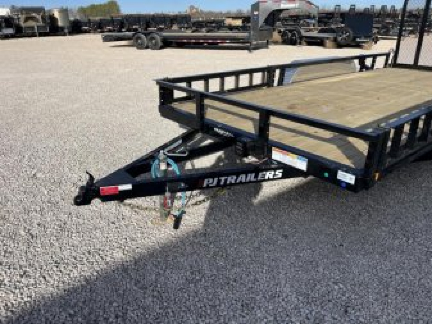New 2026 PJ 83"x16' Tandem Axle Utility Trailer - UL