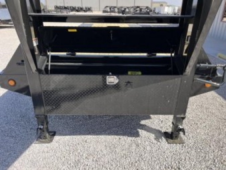 New 2026 PJ 102"x28' Gooseneck Deckover Hydraulic Tilt Trailer – T8