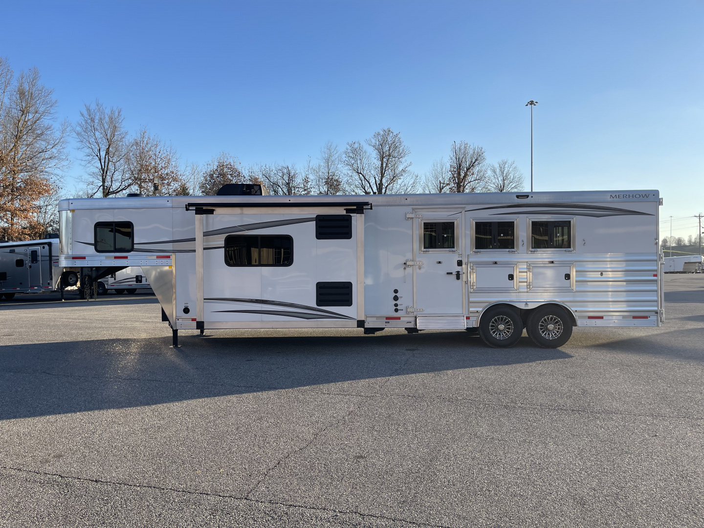 Used 2025 Merhow Trailers SUMMIT 8314 DA Horse Trailer