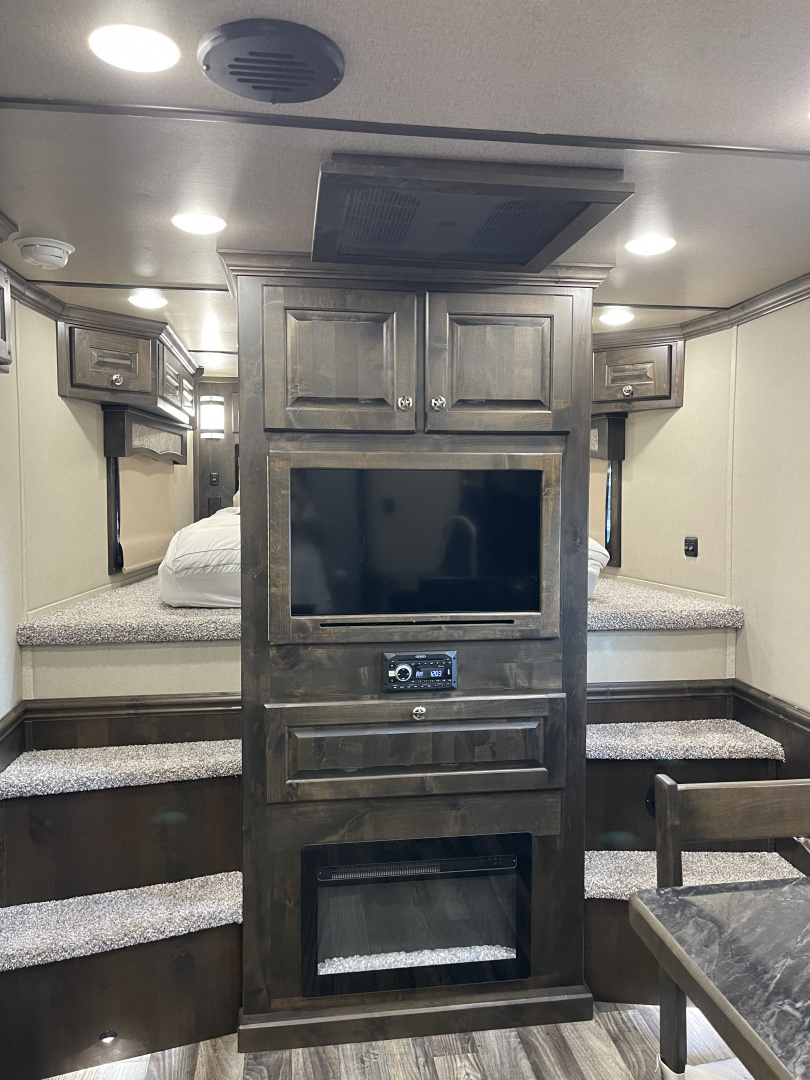 Used 2025 Merhow Trailers SUMMIT 8314 DA Horse Trailer