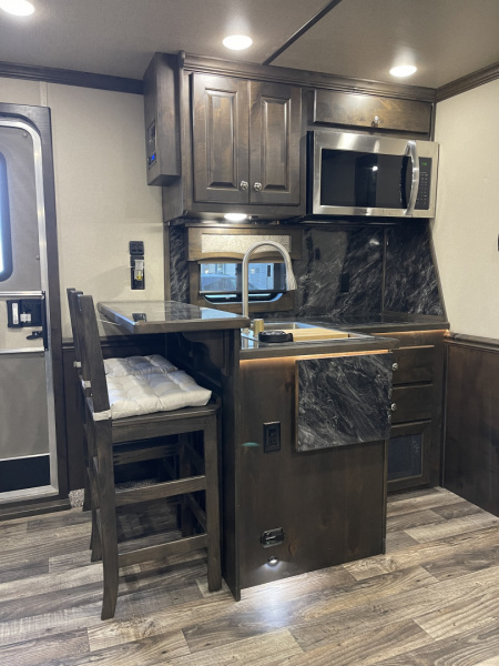 Used 2025 Merhow Trailers SUMMIT 8314 DA Horse Trailer