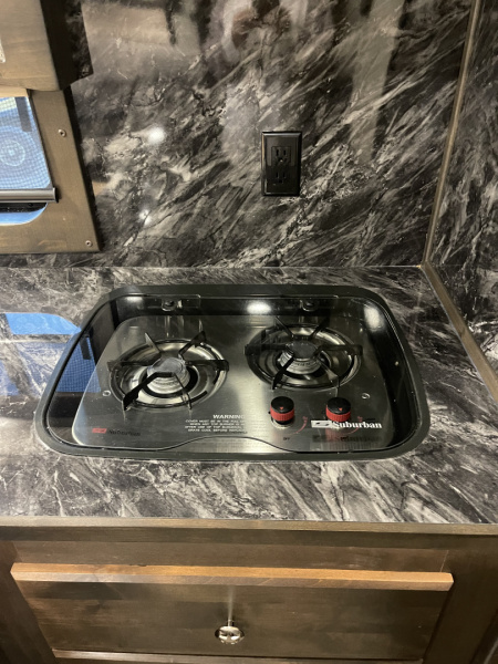 Used 2025 Merhow Trailers SUMMIT 8314 DA Horse Trailer