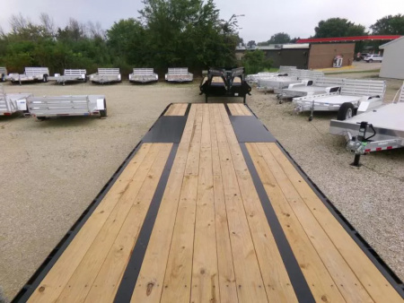 New 2026 Iron Bull 102 x 32 FLG Gooseneck Deckover, 8ft. Slide In Ramps, 23,900 lb. GVWR and Spare Tire