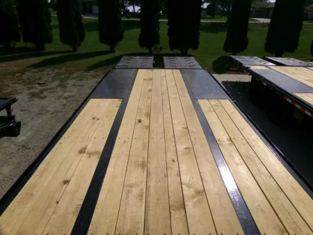 New 2026 Norstar 102 x 25 (20+5) FXG Gooseneck Deckover with 22,000lb. GVWR with Rampage Ramps and Matching Spare