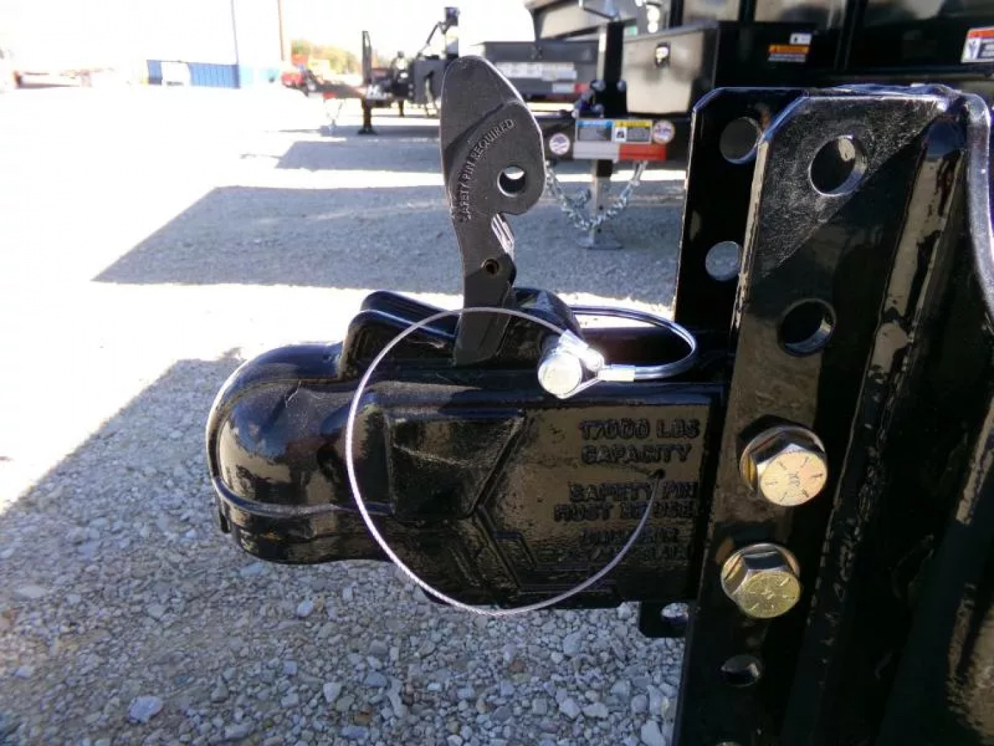 New 2026 Iron Bull 60 x 10 DTB Dump with 9,900 lb. GVWR and Scissors Hoist