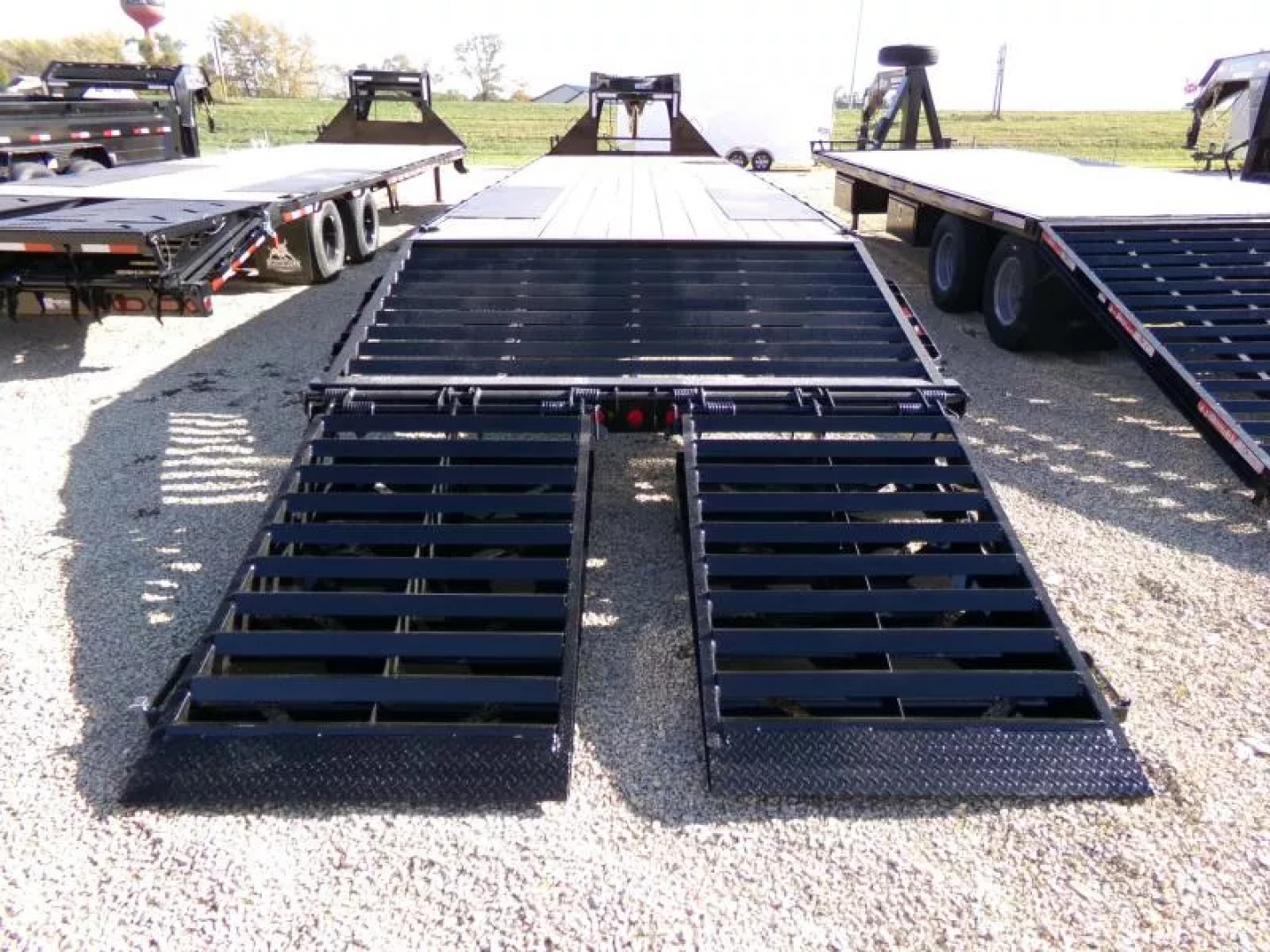 New 2026 Norstar 102 x 32 (27+5) FXG Gooseneck Deckover with 22,000 lb. GVWR, Rampage Ramps