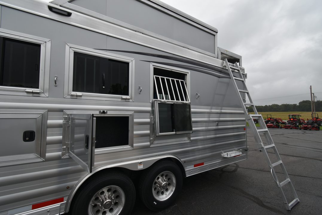 New 2027 Merhow Trailers 8416 BB Horse Trailer