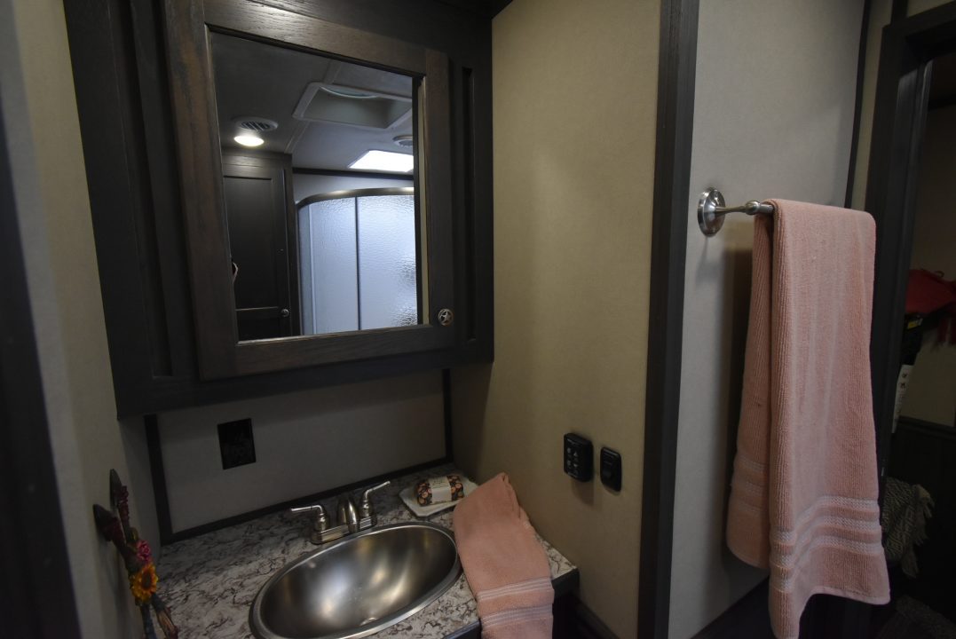 New 2027 Merhow Trailers 8416 BB Horse Trailer