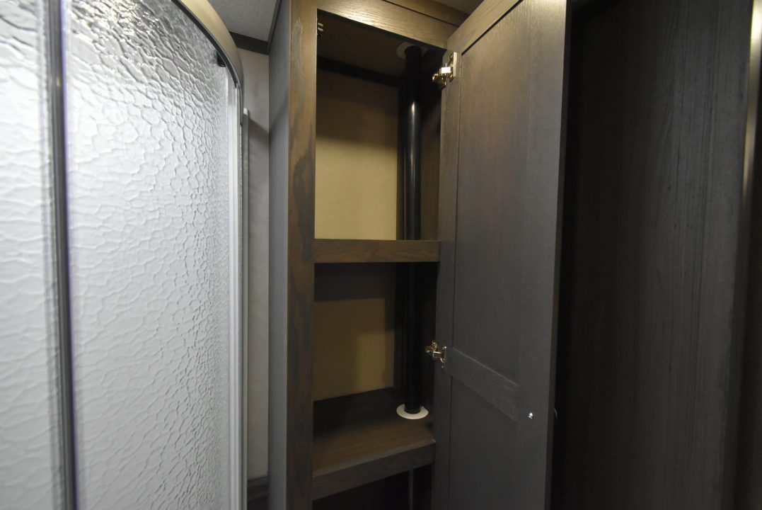 New 2027 Merhow Trailers 8416 BB Horse Trailer