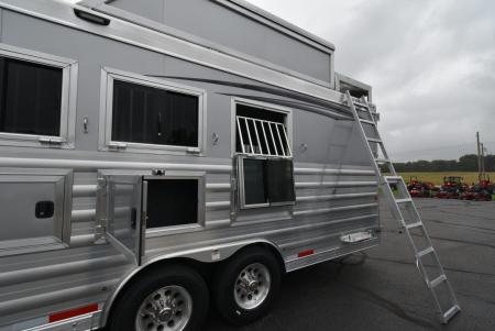 New 2027 Merhow Trailers 8416 BB Horse Trailer