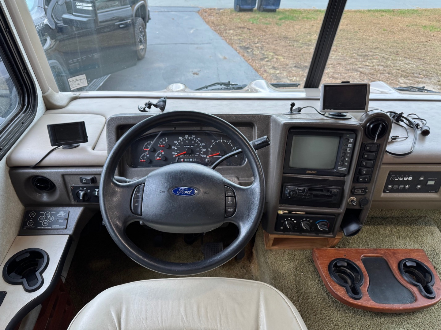 Used 2003 Fleetwood RV BOUNDER Class A