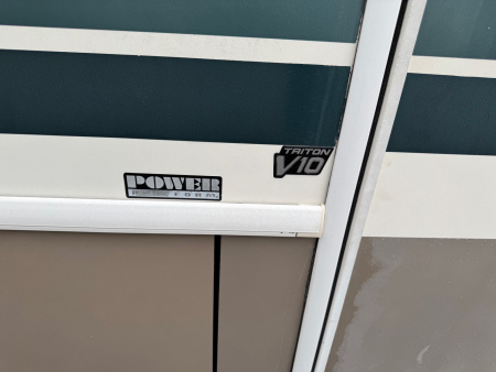 Used 2003 Fleetwood RV BOUNDER Class A