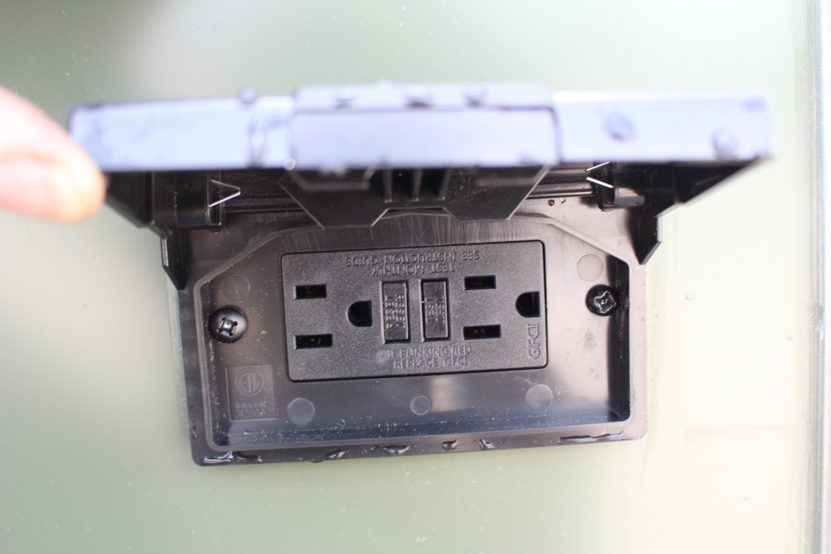 New 2026 NEO Trailers 5' x 10' Micro Sport - Recreation - Cargo - Enclosed Trailer - 2990# GVW