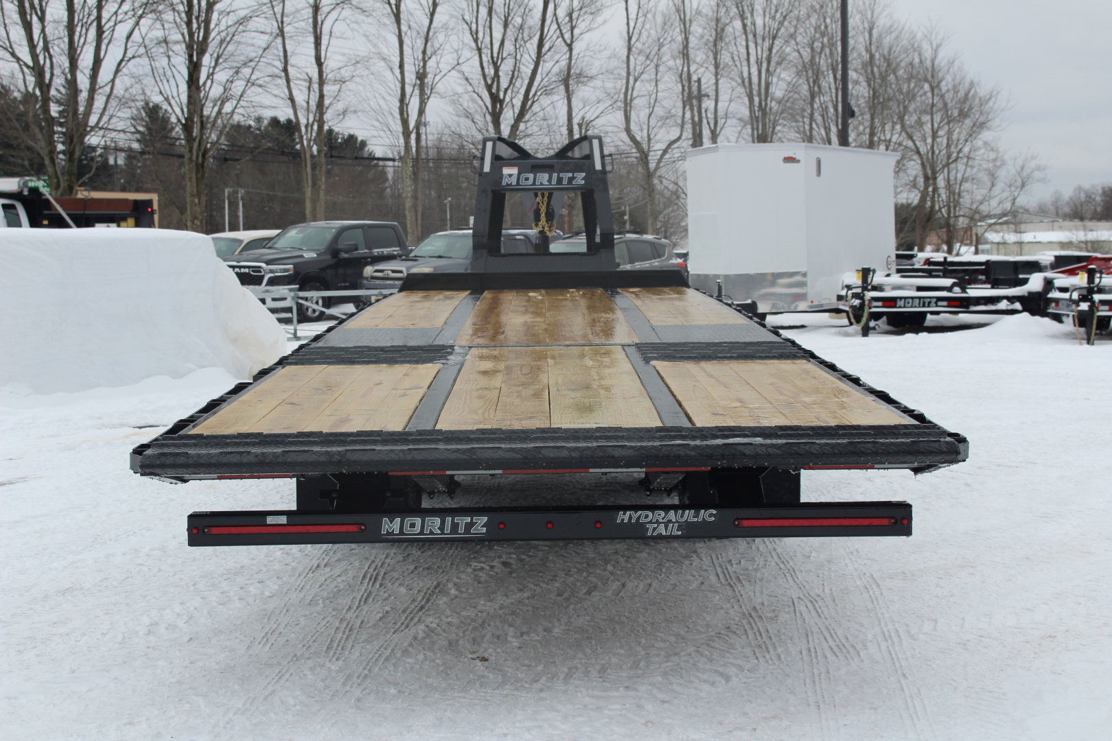 New 2026 Moritz FDGH Hydraulic Tail 32' GOOSENECK Deckover Flatbed Trailer- 25900# GVW