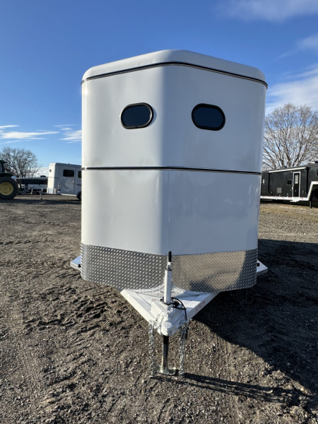 New 2026 Bee 3H BP WARM BLOOD SLANT Horse Trailer