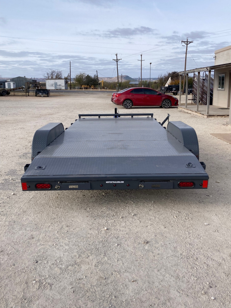 New 2026 Lamar Trailers BC 83" X 18' CE - 7K CARHAULER