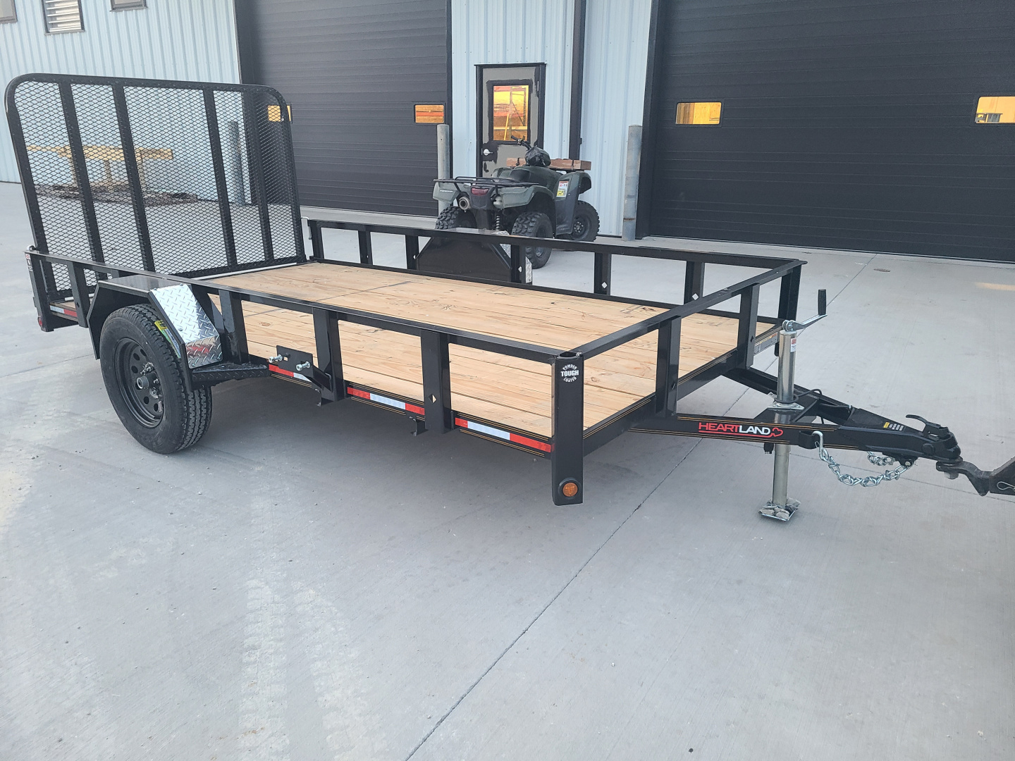 New Heartland 76" X 12', 4' GATE