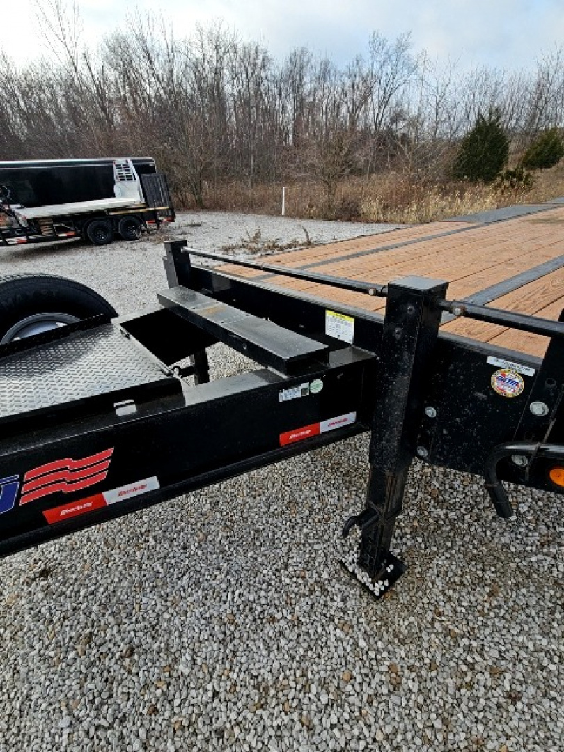 Used 2022 Liberty Industries 102" x 25 (20+5) 20K Equipment Trailer