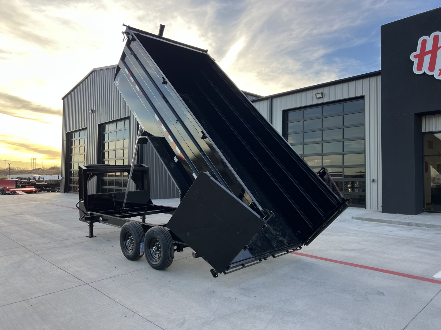 New 2026 PJ 83"x16' GN Tandem Axle Low Pro Telescopic Dump w/ 48" Sides – DT