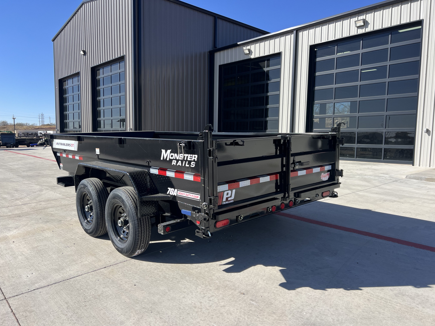 New 2026 PJ 83"x14' BP Tandem Axle Low Pro Telescopic Dump w/ 24" Sides – DT