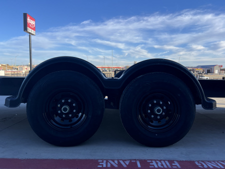 New 2026 PJ 83"x24' Gooseneck I-Beam Equipment Trailer – EV