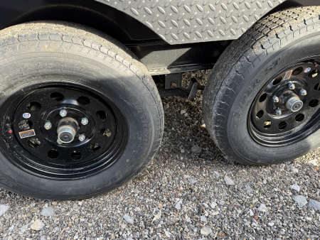 New 2026 Diamond C Trailers GDT 235 10X77 Dump Trailer