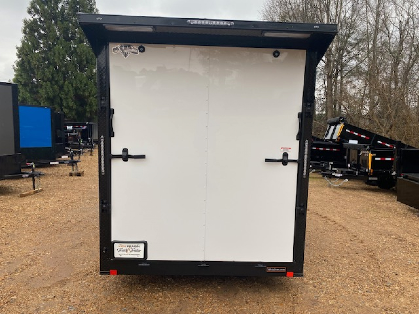 New 2026 Diamond Cargo 7x16taWHITE -BLK/OUT Cargo / Enclosed Trailer