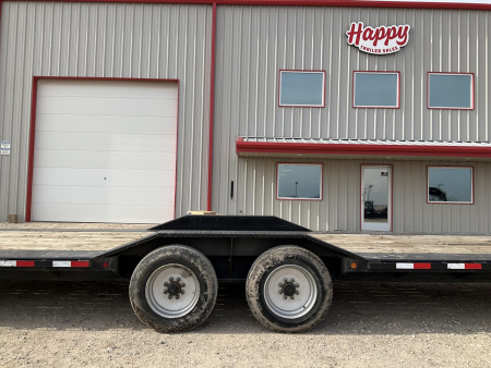 Used 2022 Load Trail 102"x40' GN Flatbed